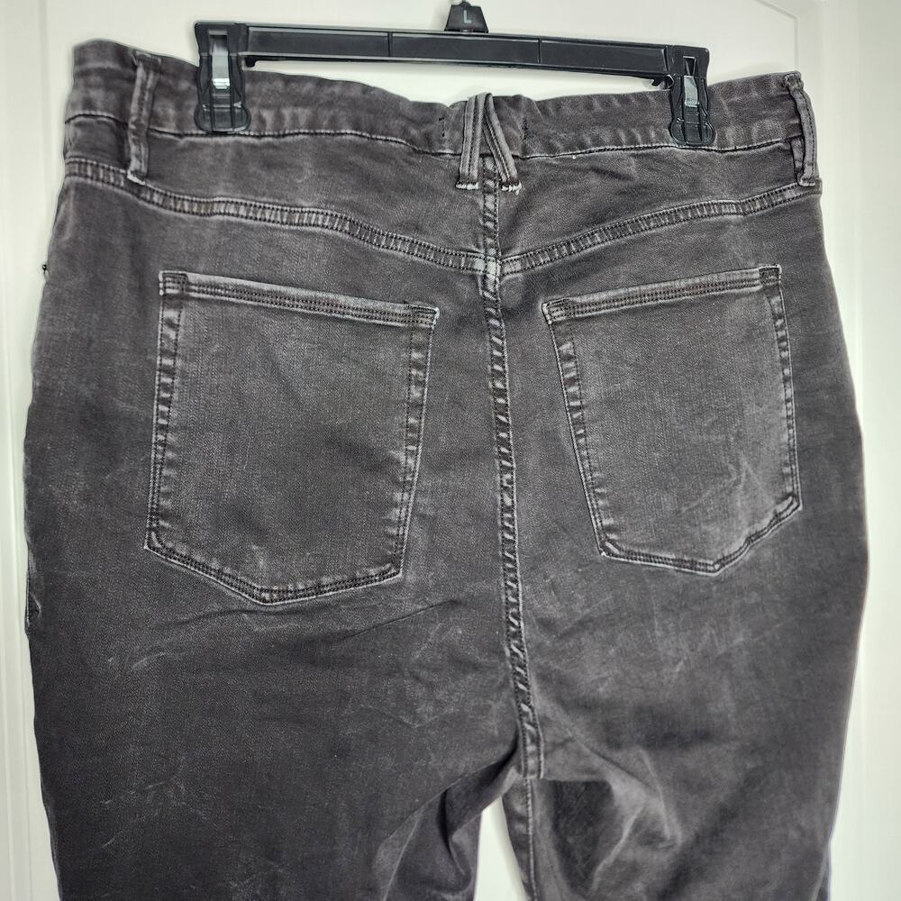 18 Plus | Good American | NWT | Good Waist Raw Hem Black Jeans